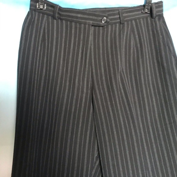 Norm Thompson Pinstriped Pants 12 Petite Beautiful - Picture 3 of 14